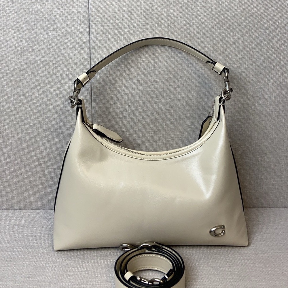 Coach Cream Leather Shoulder Bag with Detachable Strap